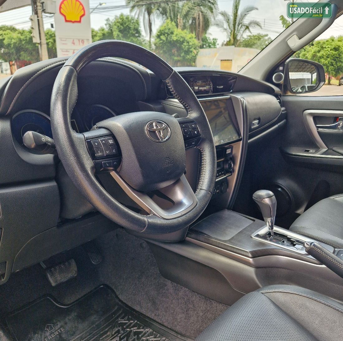 Toyota Hilux SW4 SRX 2.8 4x4 TDI Automático Diesel 2023/2024 — foto 9 de 14
