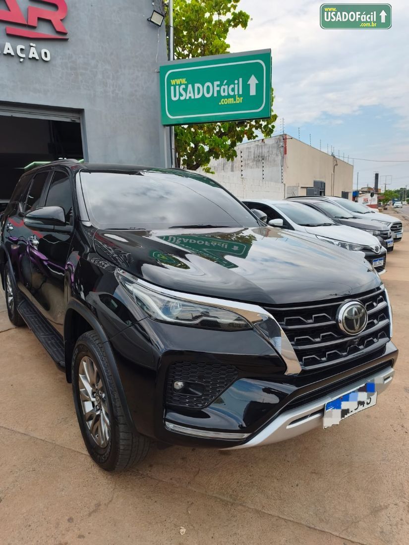 Toyota Hilux SW4 SRX 2.8 4x4 TDI Automático Diesel 2021/2022 — foto 16 de 17