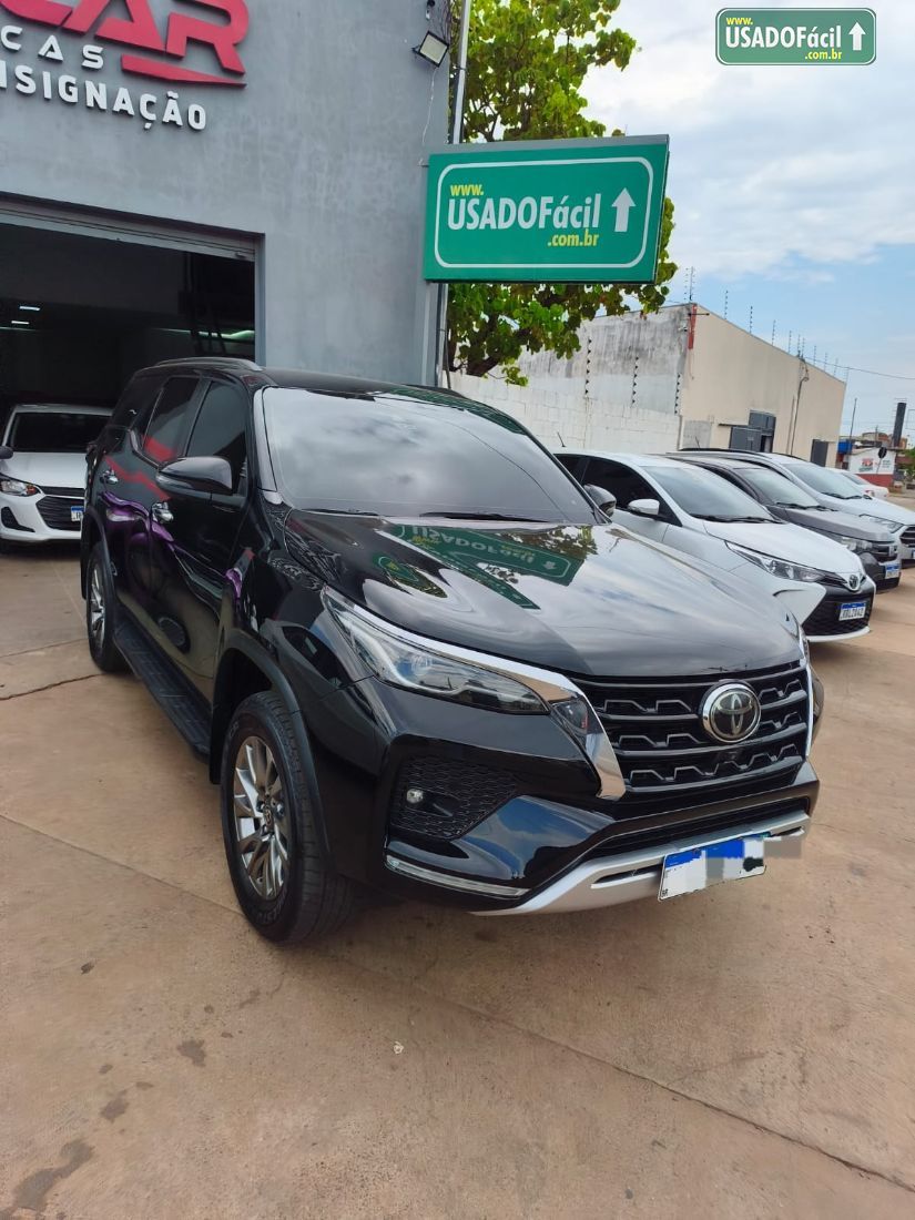 Toyota Hilux SW4 SRX 2.8 4x4 TDI Automático Diesel 2021/2022 — foto 3 de 17