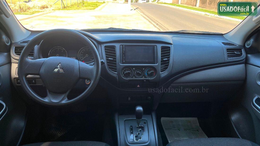 MITSUBISHI L200 Triton Sport GLS CD 2.4 Automático Diesel 2023/2024 — foto 9 de 16