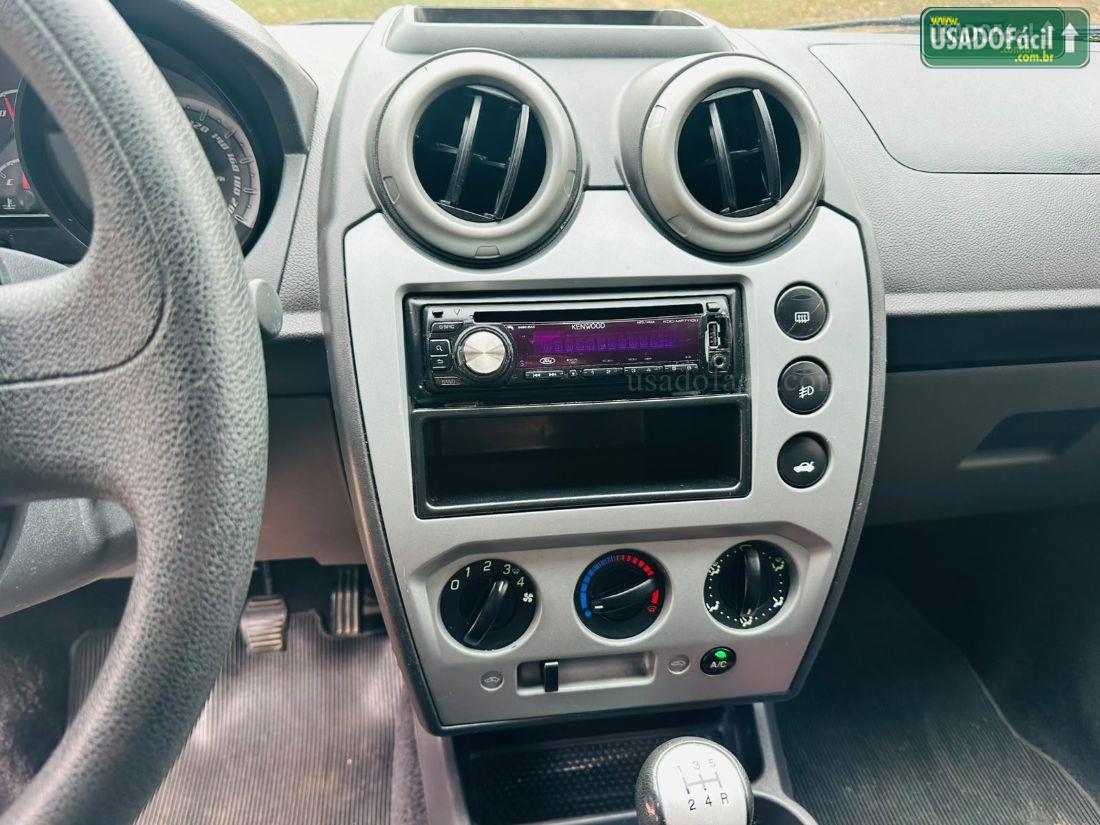 FORD Fiesta Hatch 4P Flex 2012/2013 — foto 9 de 15
