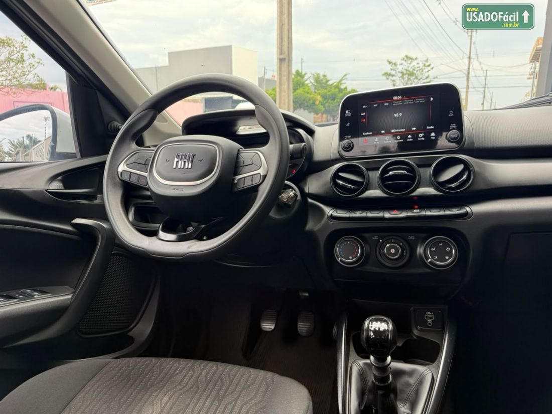 Fiat Cronos Drive 1.3 Mecânico Flex 2024/2025 — foto 9 de 13