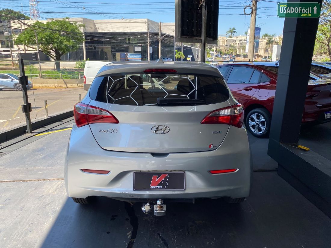 Hyundai HB20 Hatch Comfort 1.0 Flex 2013/2013 — foto 2 de 9