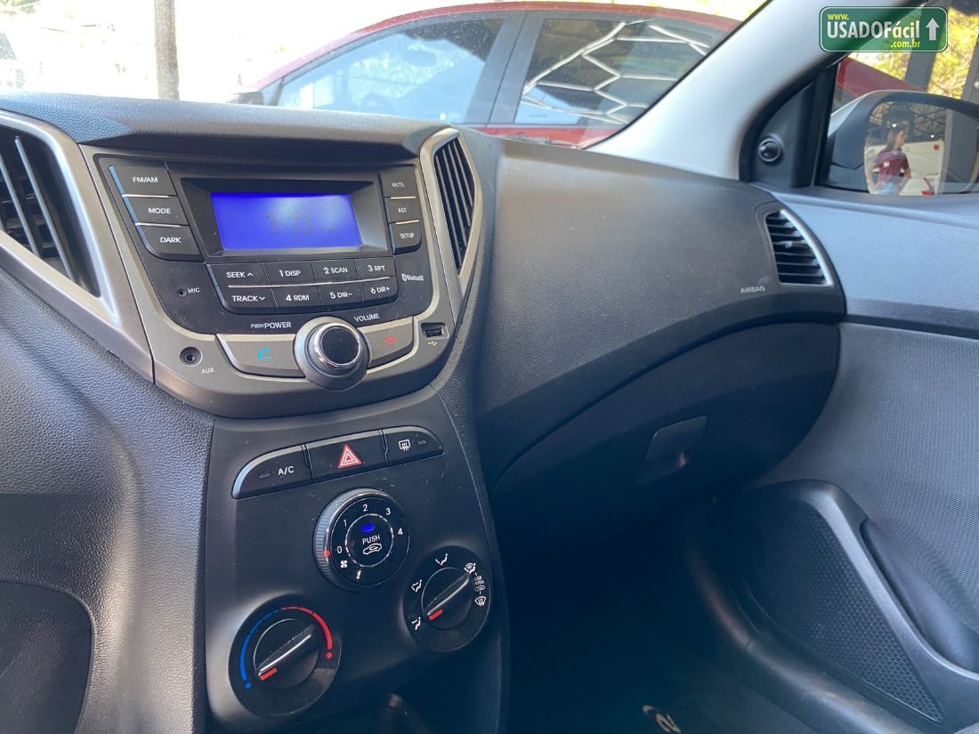 Hyundai HB20 Hatch Comfort 1.0 Flex 2013/2013 — foto 8 de 9