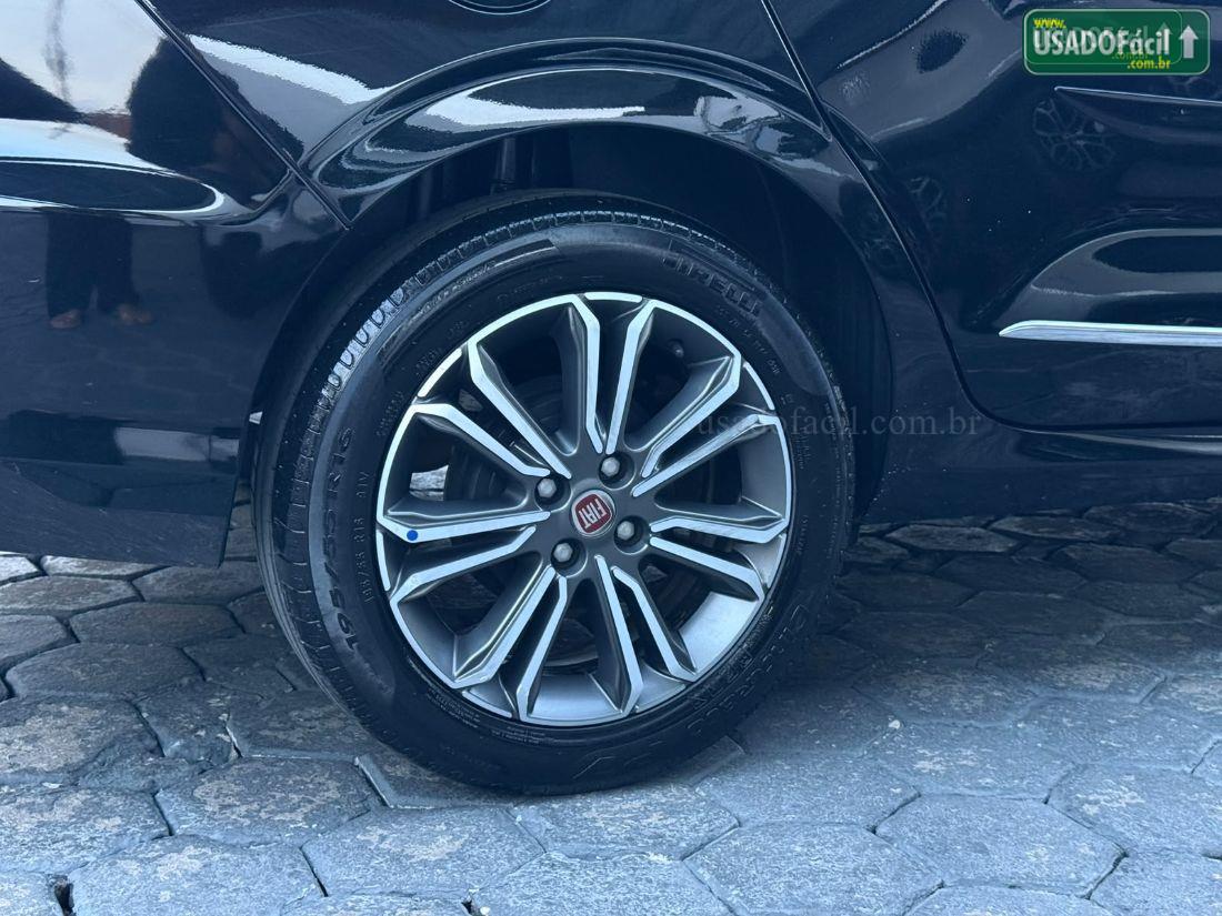 FIAT Cronos Drive 1.8 Automático 2018/2019 — foto 18 de 18