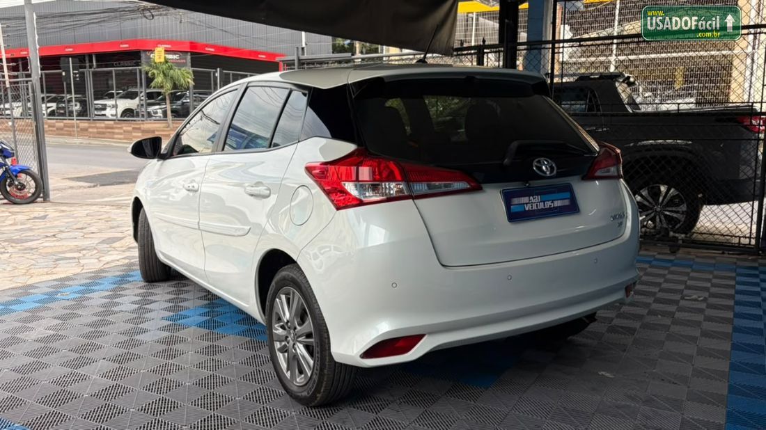 TOYOTA Yaris Hatch XL Plus Connect 1.5 Automático Flex 2020/2020 — foto 6 de 12
