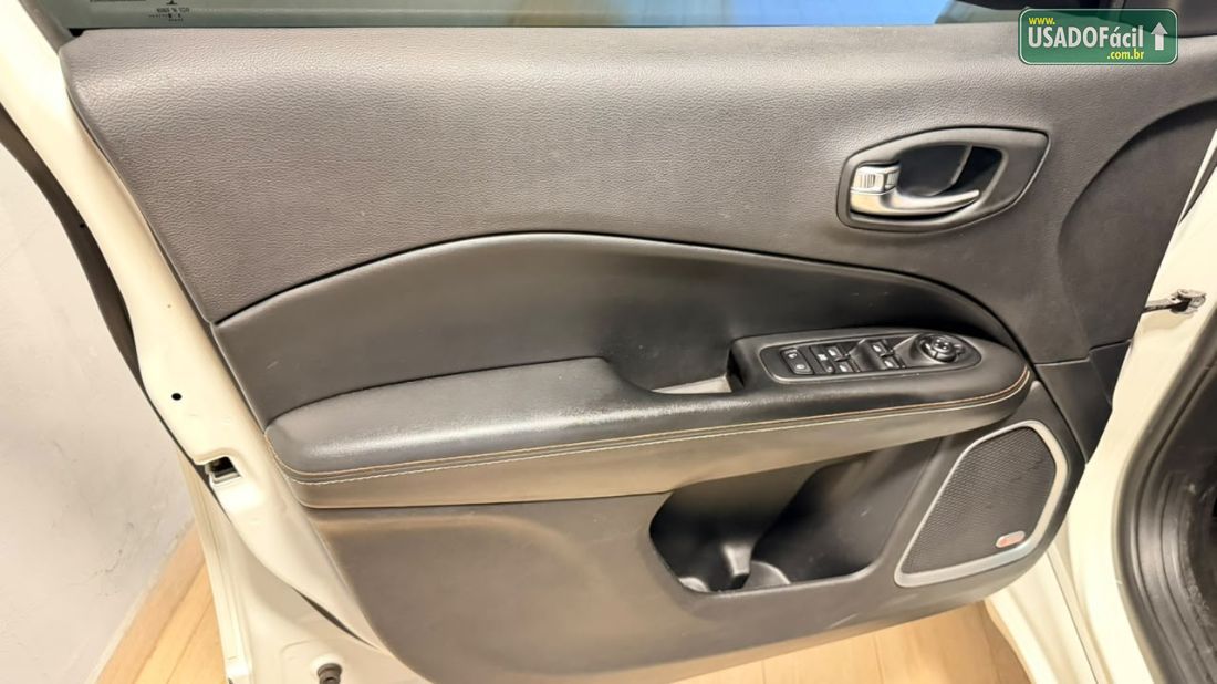 Jeep Compass Longitude 2.0 4X4 Automático Diesel 2019/2020 — foto 5 de 20