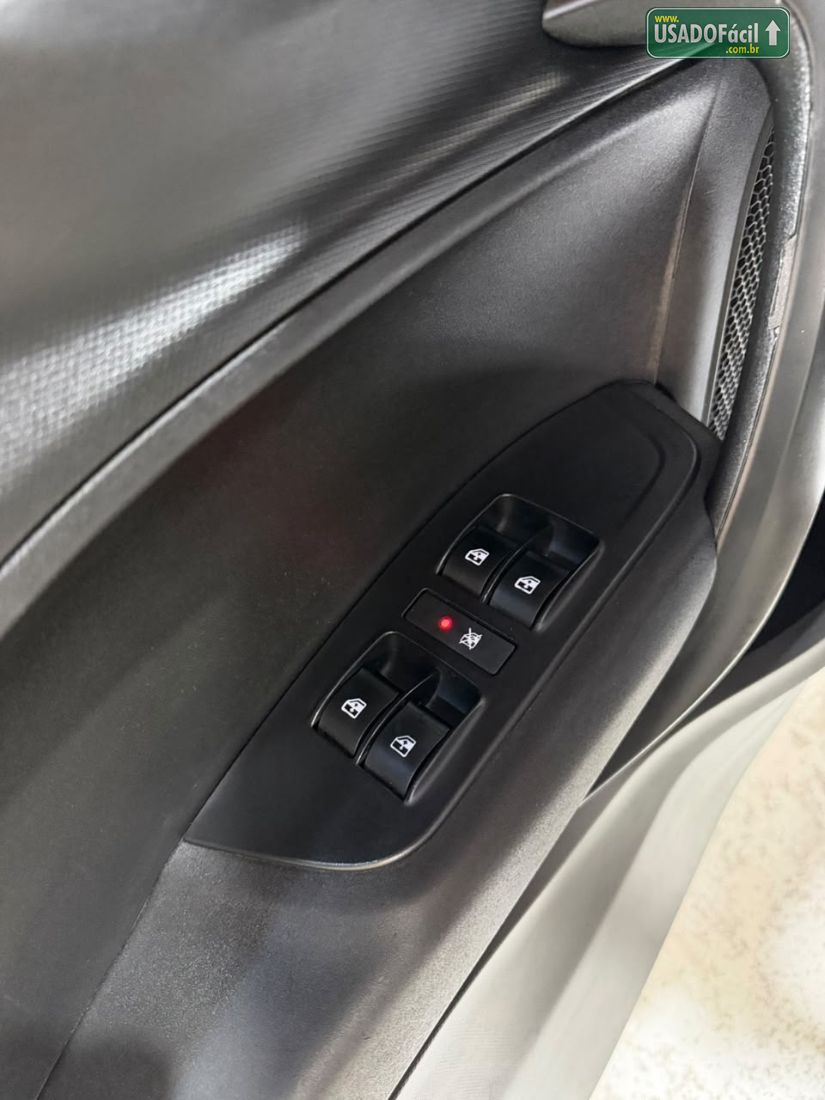 Fiat Cronos Drive 1.3 Mecânico Flex 2023/2023 — foto 7 de 15