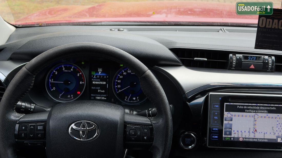 Toyota Hilux SRX CD 2.8 4x4 TDI Automático Diesel 2016/2017 — foto 14 de 14