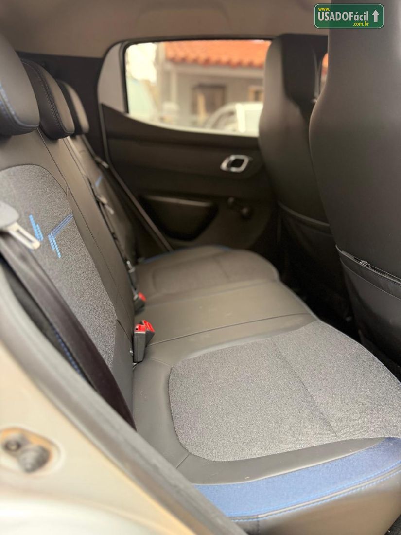 Renault Kwid Intense 1.0 Mecânico Flex 2025/2026 — foto 8 de 9