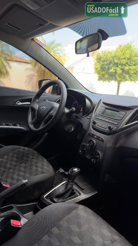 Hyundai HB20 Hatch Comfort Plus 1.6 Automático Flex 2015/2016 — foto 13 de 15