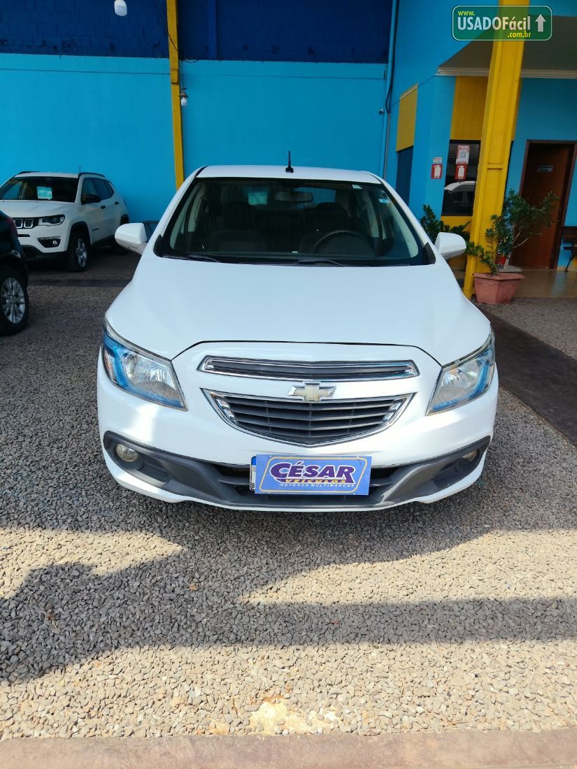 CHEVROLET/GM Prisma Sedan LT 1.4 8V FlexPower 2014/2014 — foto 4 de 10