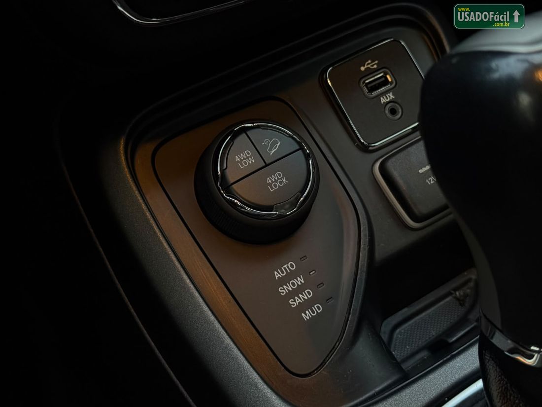 Jeep Compass Longitude 2.0 4X4 Automático Diesel 2018/2018 — foto 18 de 24