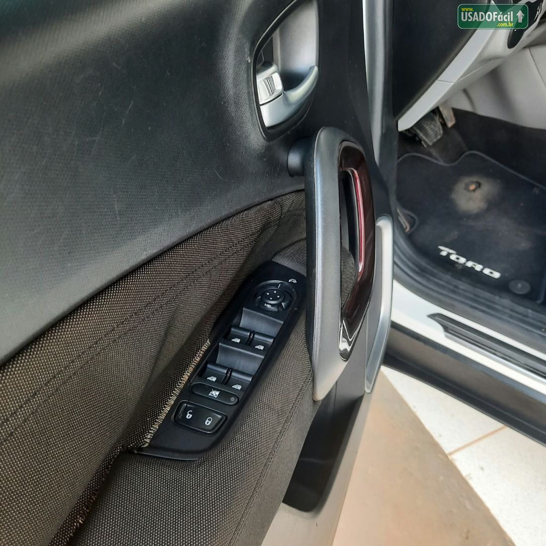 FIAT Toro Freedom 1.8 Automático Flex 2017/2018 — foto 12 de 14