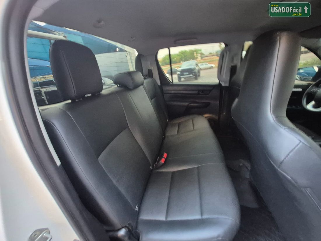 Toyota Hilux CD 2.8 4x4 Automático Diesel 2024/2024 — foto 11 de 11