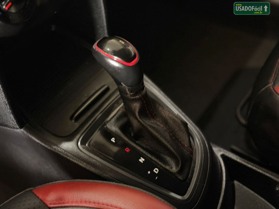 Hyundai HB20 Hatch R Spec 1.6 Automático Flex 2016/2017 — foto 6 de 11
