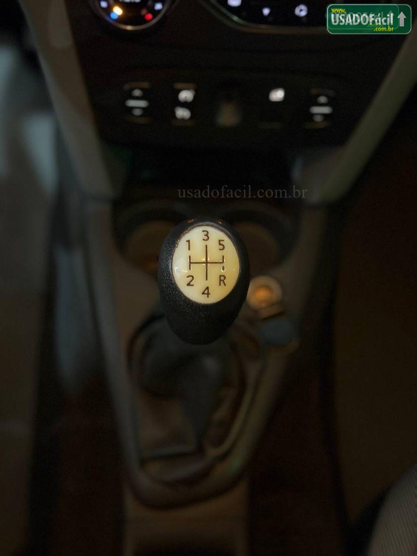 RENAULT Logan Dynamique 1.6 Hi-Flex 2016/2017 — foto 16 de 16