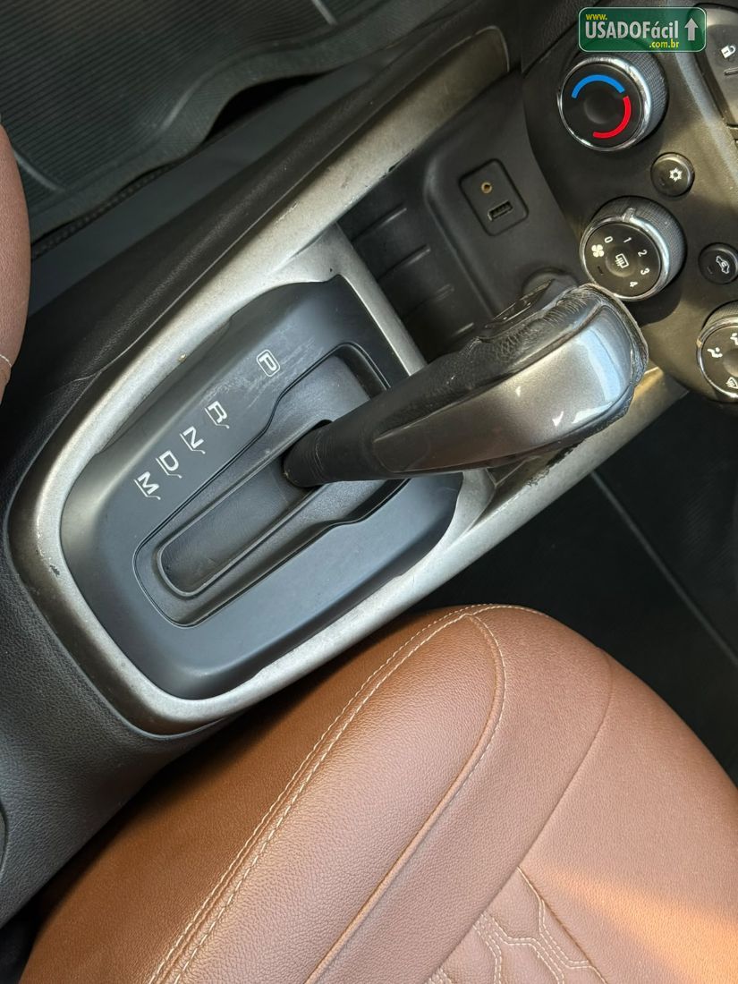 CHEVROLET/GM Prisma Sedan LT 1.0 FlexPower 2014/2015 — foto 15 de 17