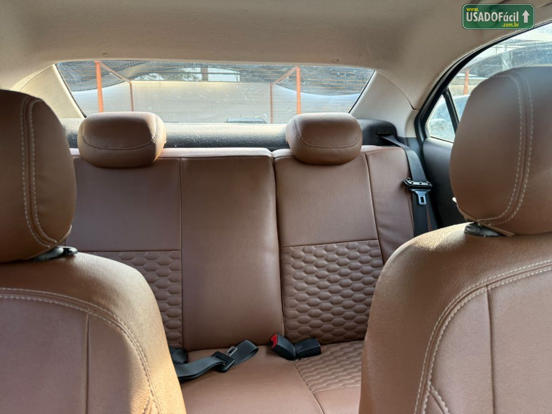 CHEVROLET/GM Prisma Sedan LT 1.0 FlexPower 2014/2015 — foto 9 de 17