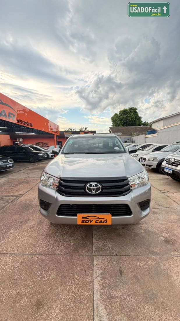 Toyota Hilux Chassi 2.8 4x4 TDI Mecânico Diesel 2023/2023 — foto 2 de 9