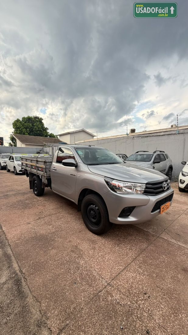 Toyota Hilux Chassi 2.8 4x4 TDI Mecânico Diesel 2023/2023 — foto 3 de 9