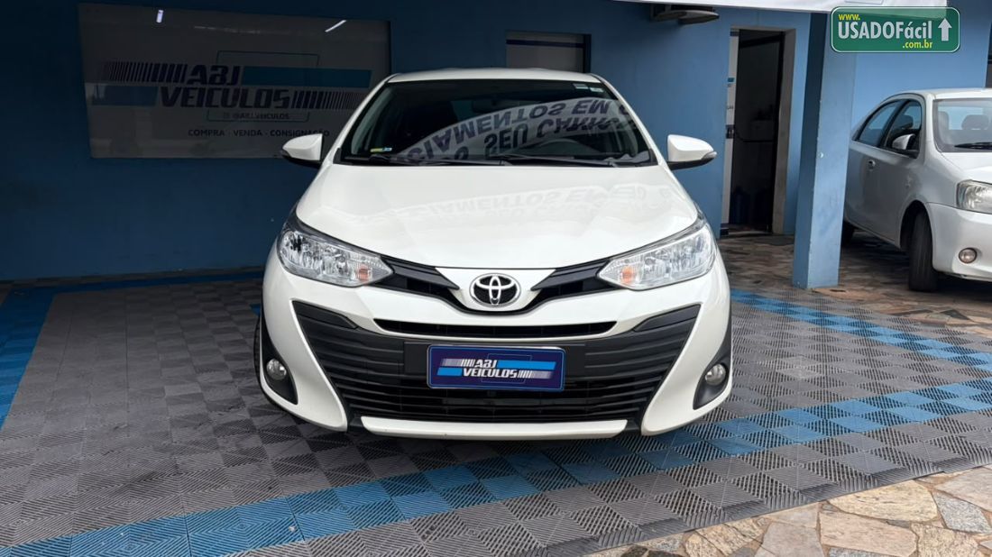 Toyota Yaris Sedan XL Plus Connect 1.5 Automático Flex 2019/2020 — foto 3 de 12