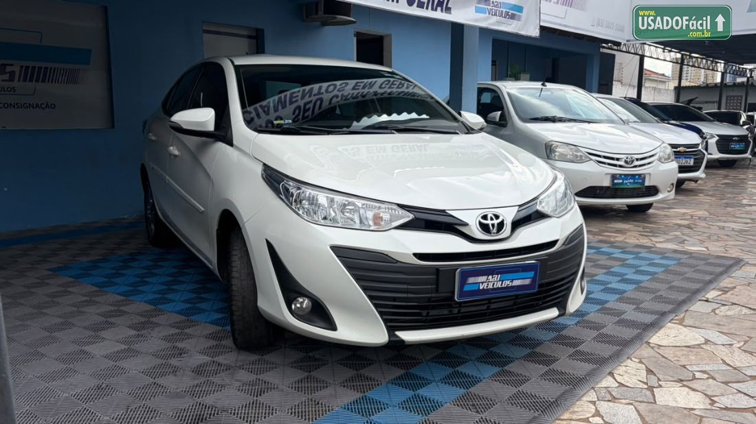 Toyota Yaris Sedan XL Plus Connect 1.5 Automático Flex 2019/2020 — foto 4 de 12