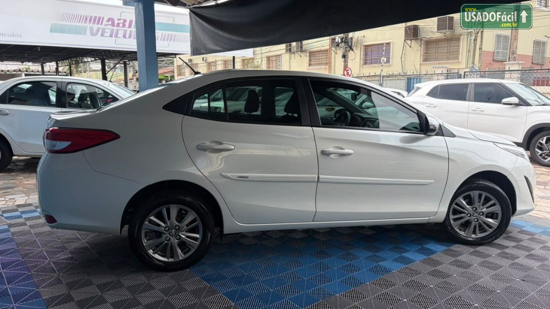 Toyota Yaris Sedan XL Plus Connect 1.5 Automático Flex 2019/2020 — foto 5 de 12
