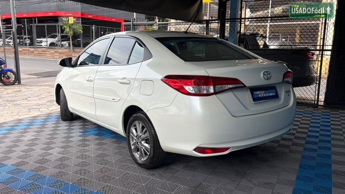 Toyota Yaris Sedan XL Plus Connect 1.5 Automático Flex 2019/2020 — foto 6 de 12