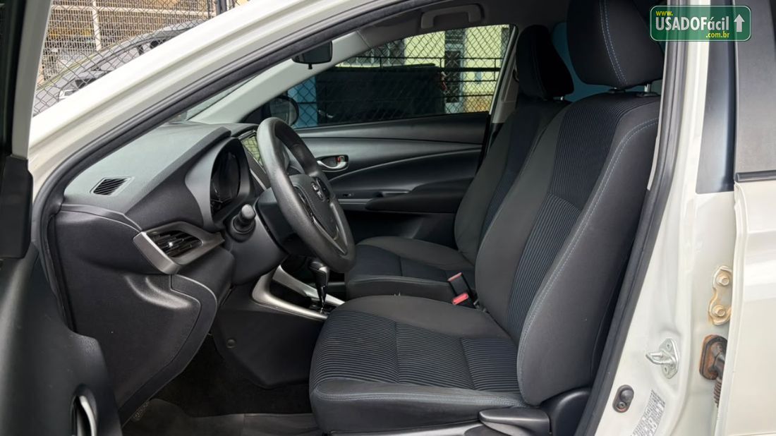 Toyota Yaris Sedan XL Plus Connect 1.5 Automático Flex 2019/2020 — foto 8 de 12