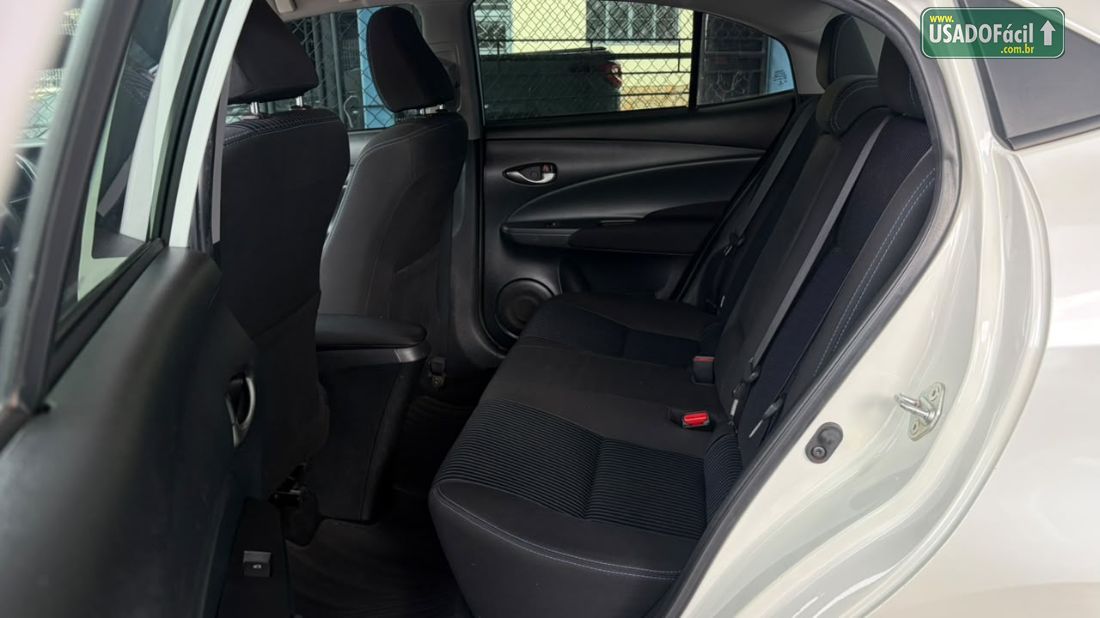Toyota Yaris Sedan XL Plus Connect 1.5 Automático Flex 2019/2020 — foto 9 de 12