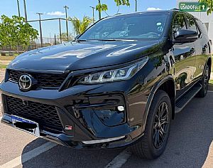 Hilux Sw4 Grs 2.8 4x4 Turbo Automático 7 Lugares 2024/2024 em Sorriso - MT
