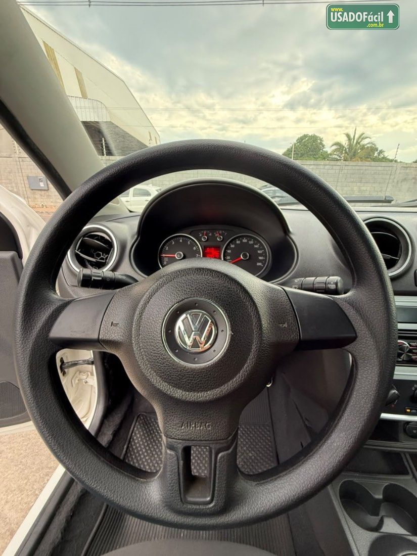 Volkswagen Voyage Trendline 1.0 8V Total Flex 2015/2016 — foto 10 de 26