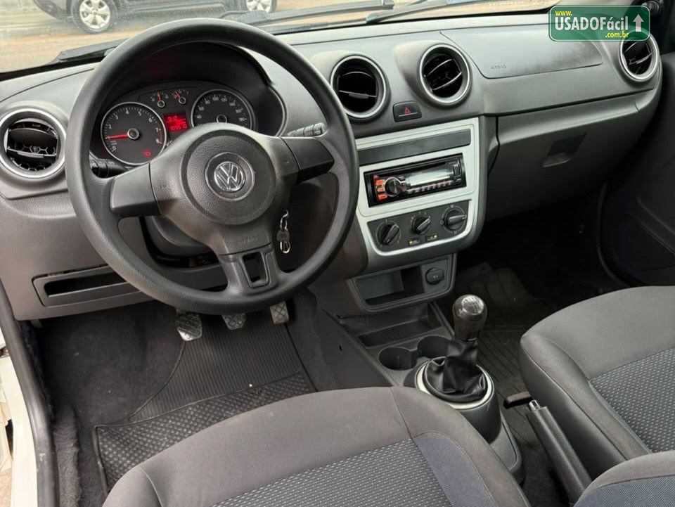 Volkswagen Voyage Trendline 1.0 8V Total Flex 2015/2016 — foto 13 de 26