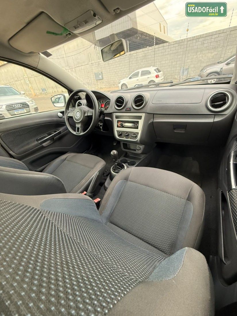 Volkswagen Voyage Trendline 1.0 8V Total Flex 2015/2016 — foto 18 de 26
