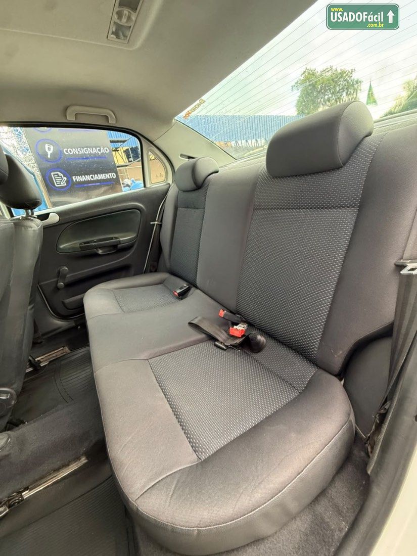 Volkswagen Voyage Trendline 1.0 8V Total Flex 2015/2016 — foto 21 de 26