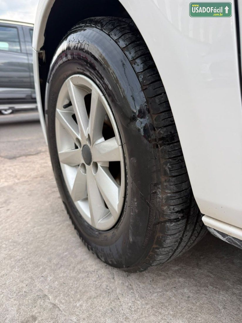 Volkswagen Voyage Trendline 1.0 8V Total Flex 2015/2016 — foto 25 de 26
