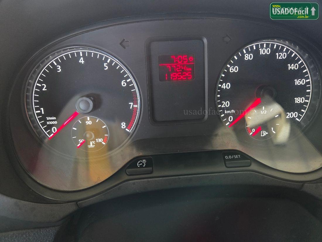 VOLKSWAGEN Fox 1.0 Mi 4P Total Flex 04 Portas 2014/2014 — foto 11 de 11