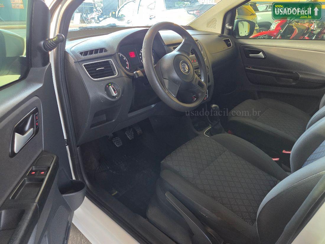 VOLKSWAGEN Fox 1.0 Mi 4P Total Flex 04 Portas 2014/2014 — foto 6 de 11