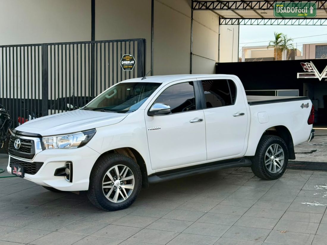 Toyota Hilux SRV CD 2.8 4x4 TDI Automático Diesel 2019/2020 — foto 2 de 10