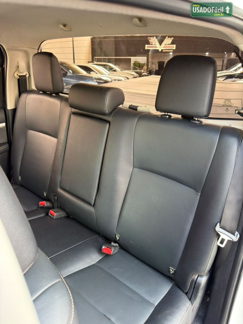 Toyota Hilux SRV CD 2.8 4x4 TDI Automático Diesel 2019/2020 — foto 7 de 10