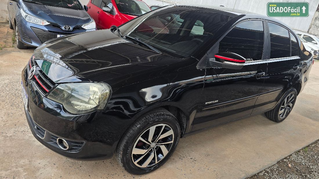 Volkswagen Polo Sedan Comfortline 1.6 Mi Total Flex 2011/2012 — foto 2 de 9
