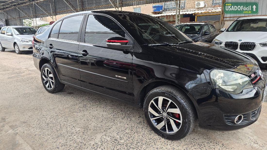 Volkswagen Polo Sedan Comfortline 1.6 Mi Total Flex 2011/2012 — foto 3 de 9