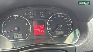 Volkswagen Polo Sedan Comfortline 1.6 Mi Total Flex