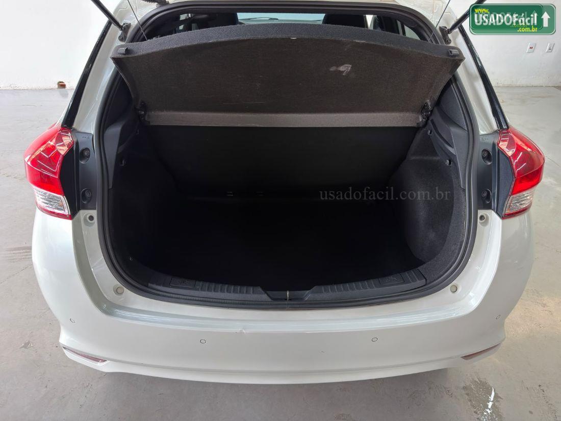TOYOTA Yaris Hatch XL Plus Tech 1.3 Automático Flex 2019/2019 — foto 17 de 18