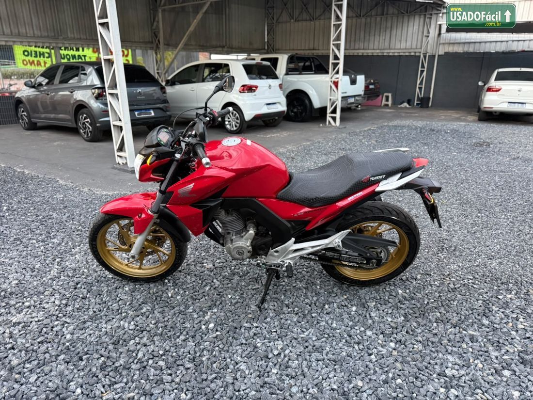 Honda CB 250 Twister 2016/2016 — foto 4 de 8