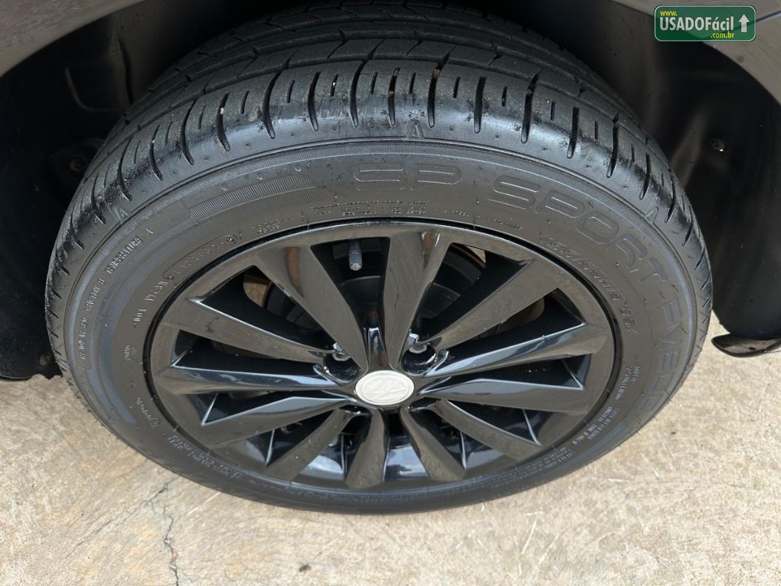 Volkswagen Voyage Comfortline 1.6 Total Flex 2015/2016 — foto 13 de 14