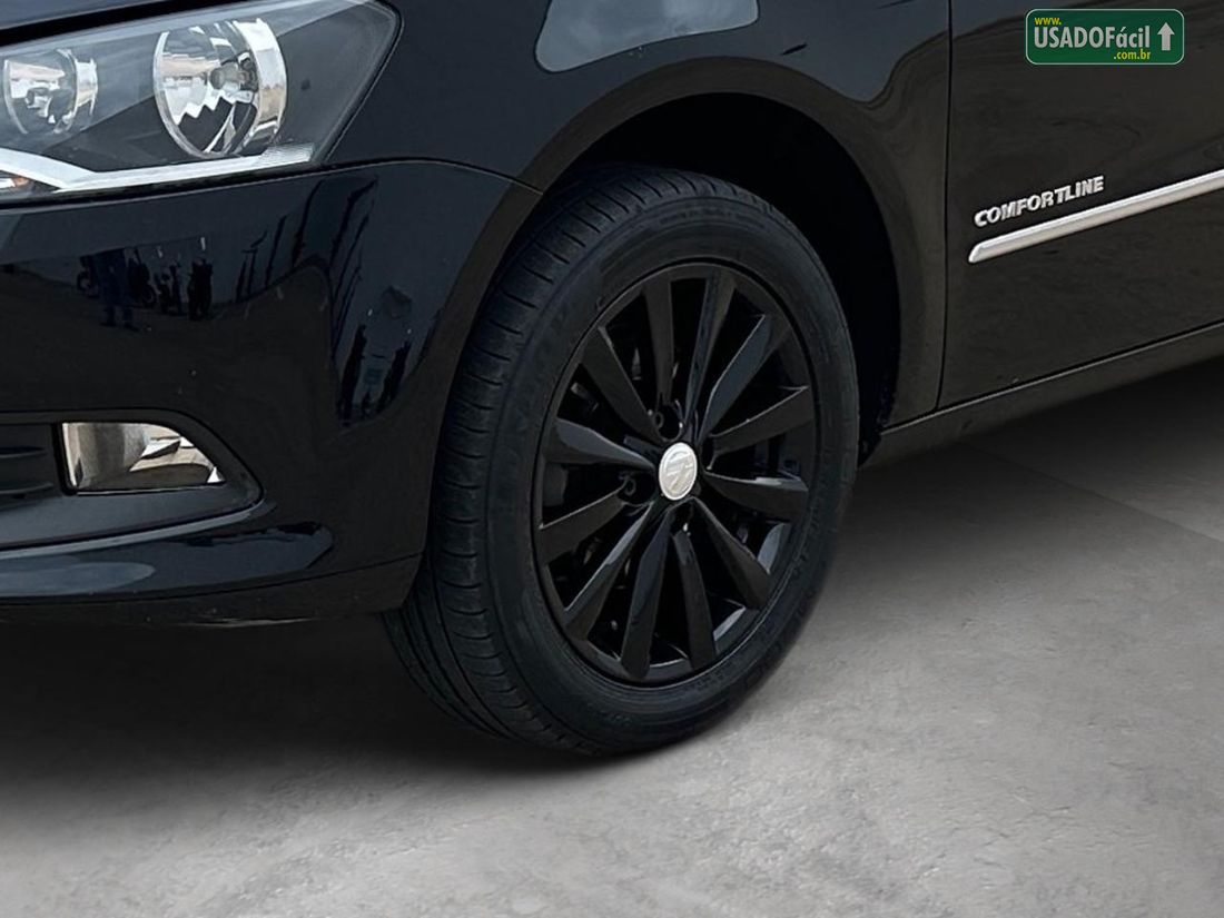 Volkswagen Voyage Comfortline 1.6 Total Flex 2015/2016 — foto 6 de 14