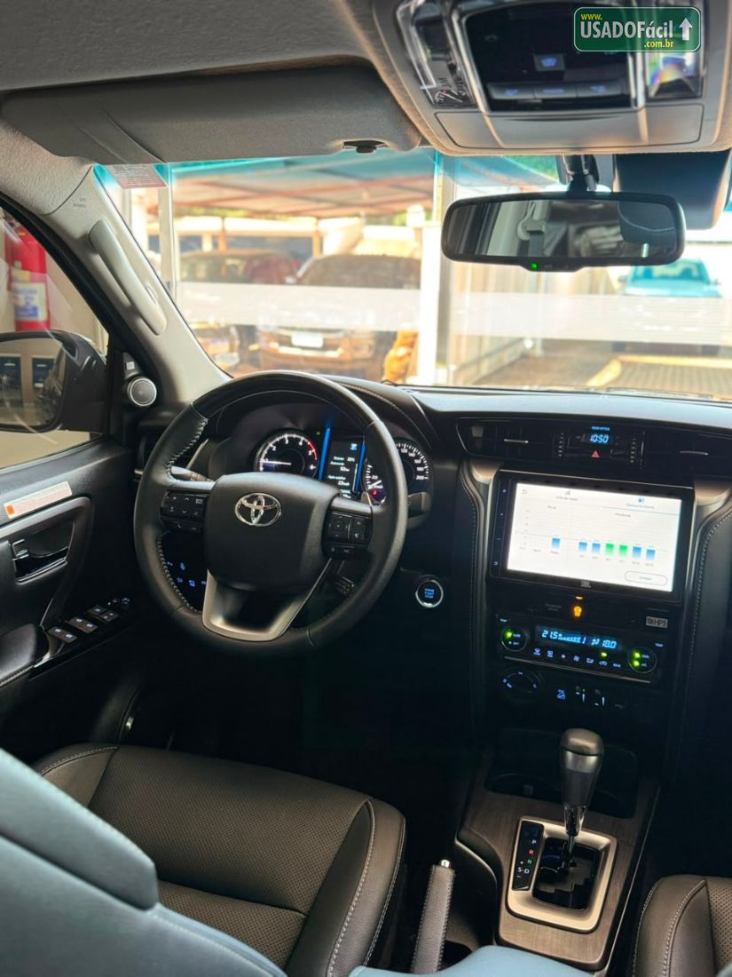 Toyota Hilux SW4 SRX Platinum 2.8 4x4 Turbo Automático Diesel 2025/2025 — foto 11 de 14