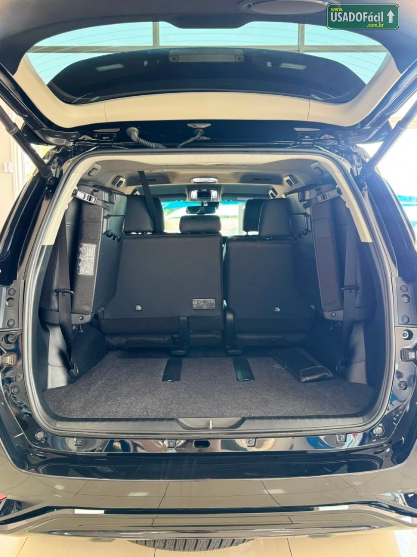 Toyota Hilux SW4 SRX Platinum 2.8 4x4 Turbo Automático Diesel 2025/2025 — foto 6 de 14